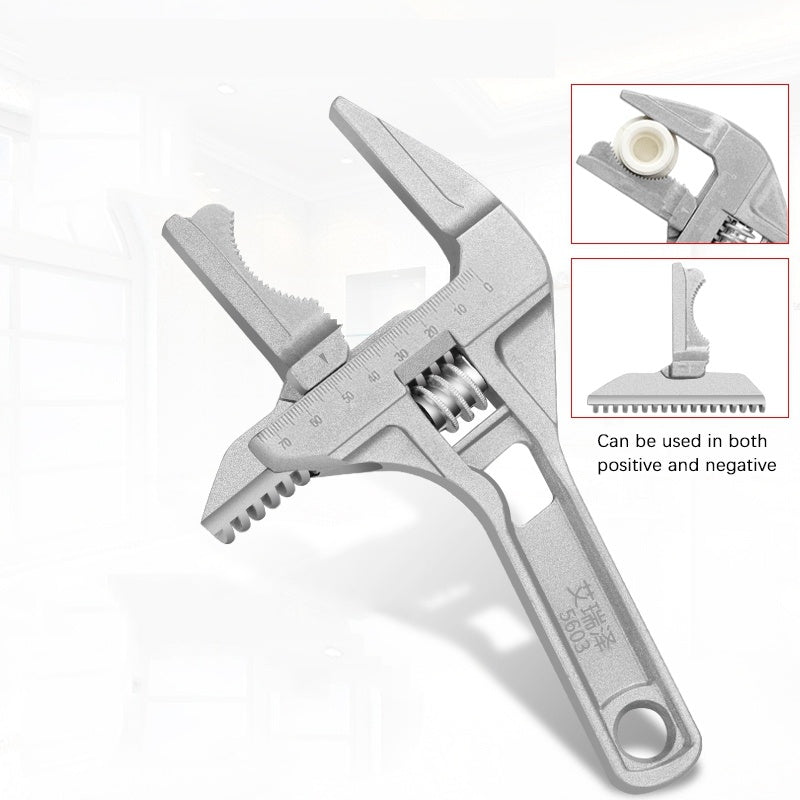 Special wrench tool for bathroom